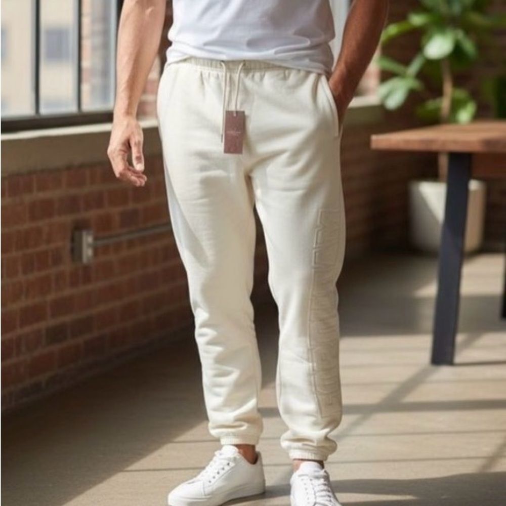 NWT Mitchell & Ness Cream Joggers Sweatpants Fordham University Puff Print- L